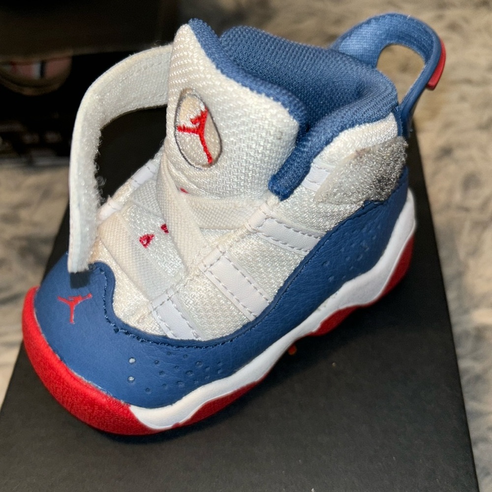 Infant 6 rings 2c
